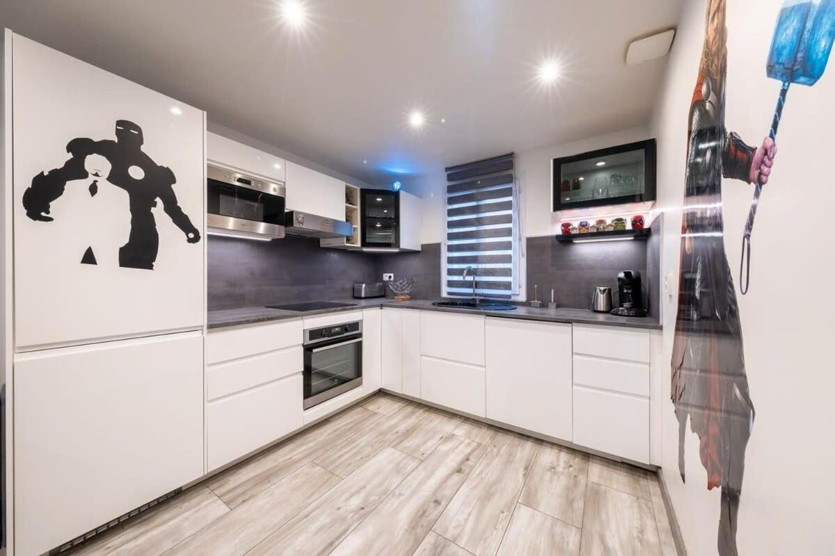 Disney Avengers Home Magny-le-Hongre Dış mekan fotoğraf